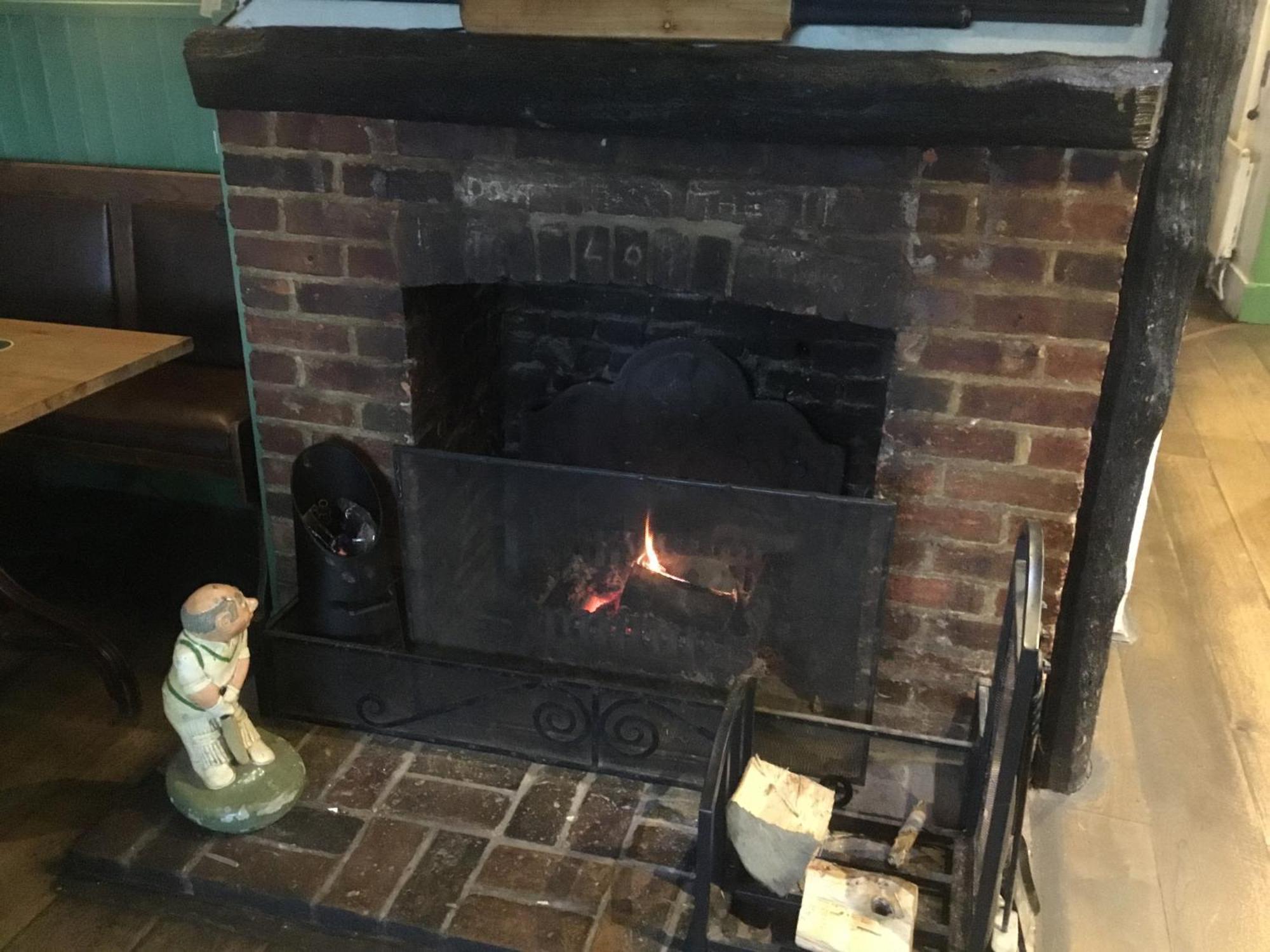 The Flying Horse Inn Boughton Aulph Eksteriør billede